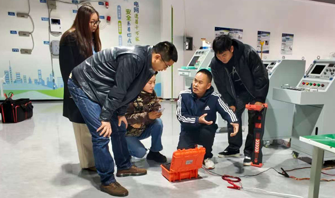 “2190智能探測儀獲青睞，安徽電力來訪深交流